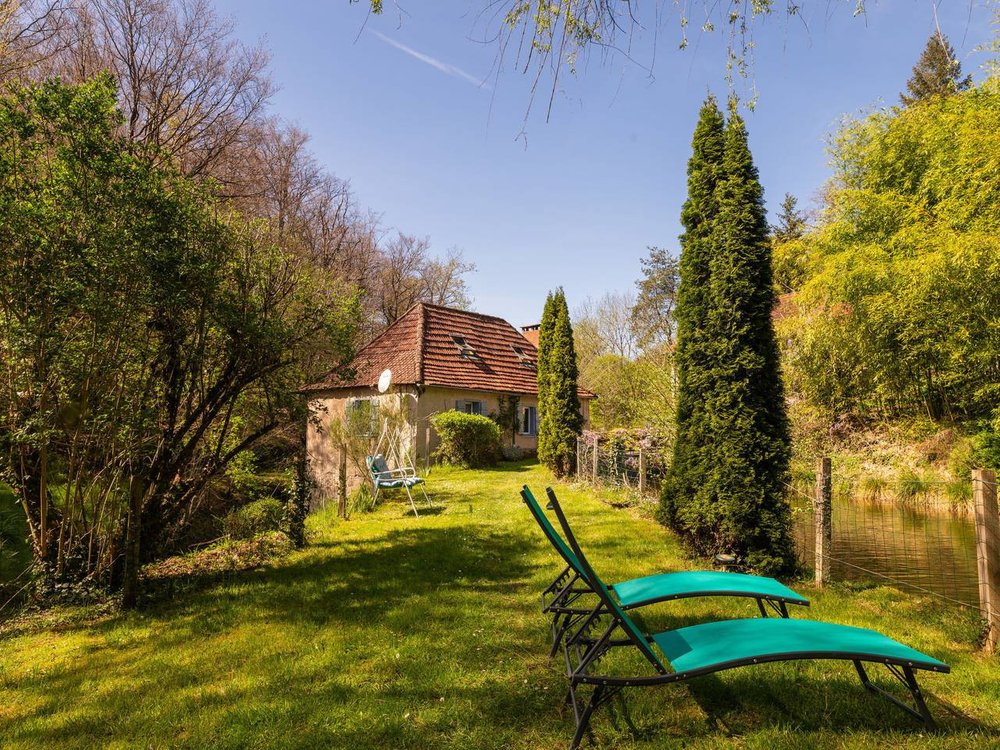 Holiday home in Lot from £53 per night