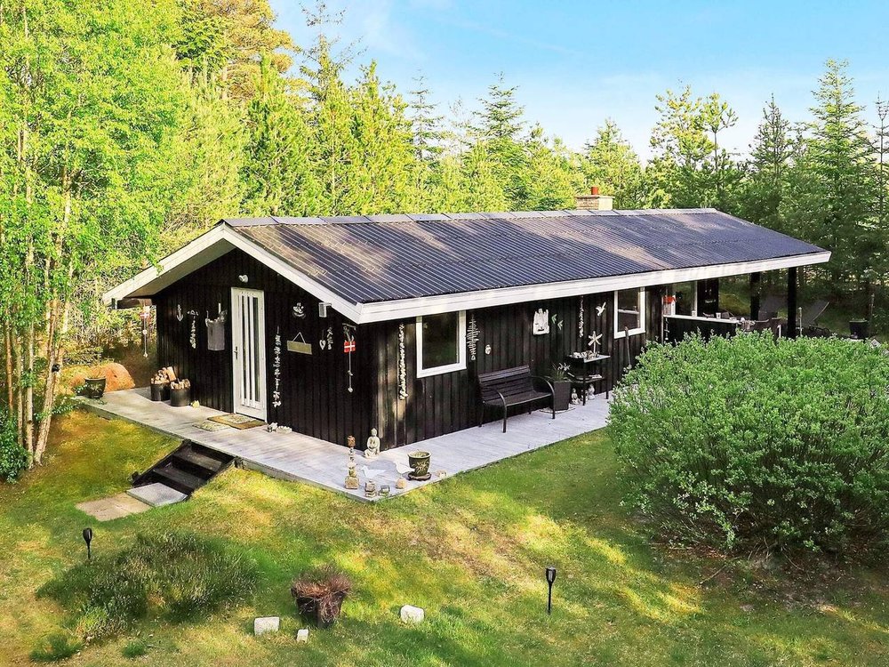 Holiday home in Ålbæk from £40 per night