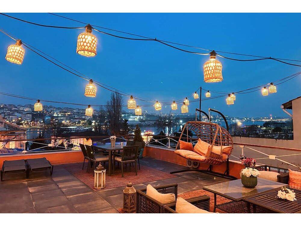 Holiday home in Istanbul from £186 per night