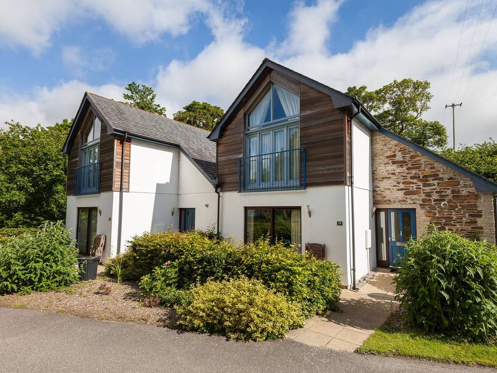 Holiday home in Cornwall from £371 per night
