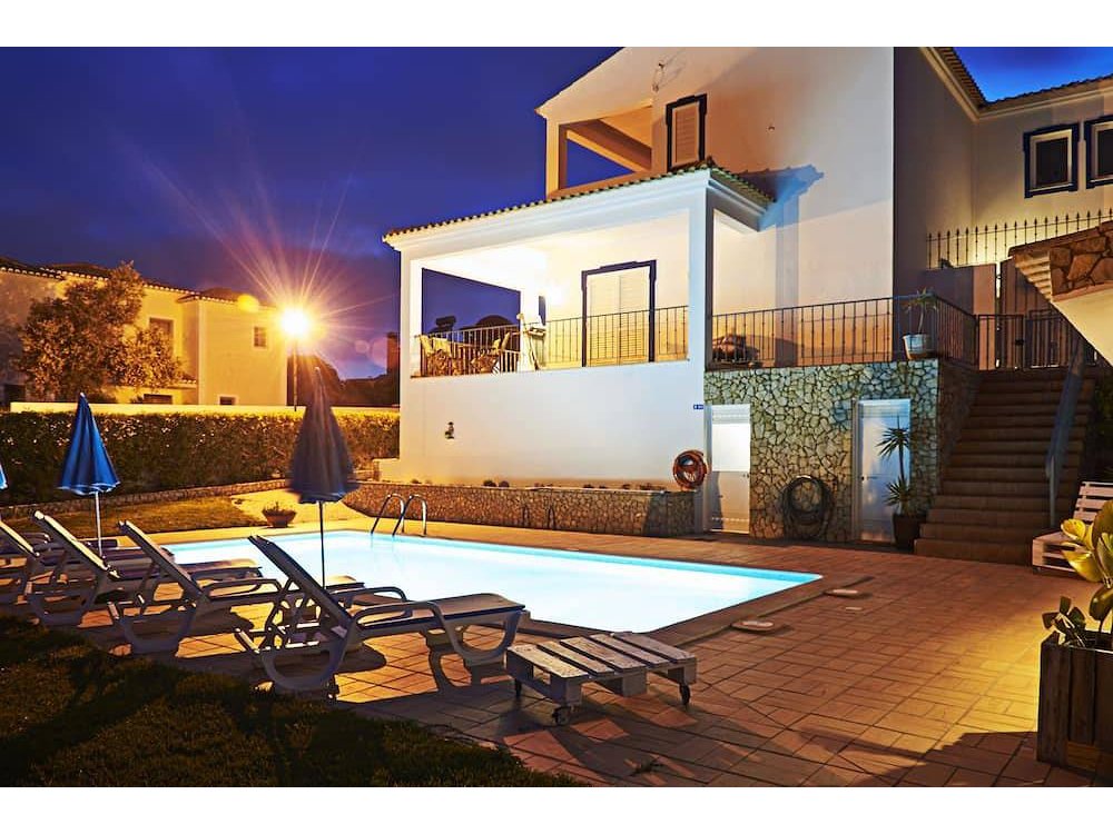 Holiday home in Lagoa from £262 per night