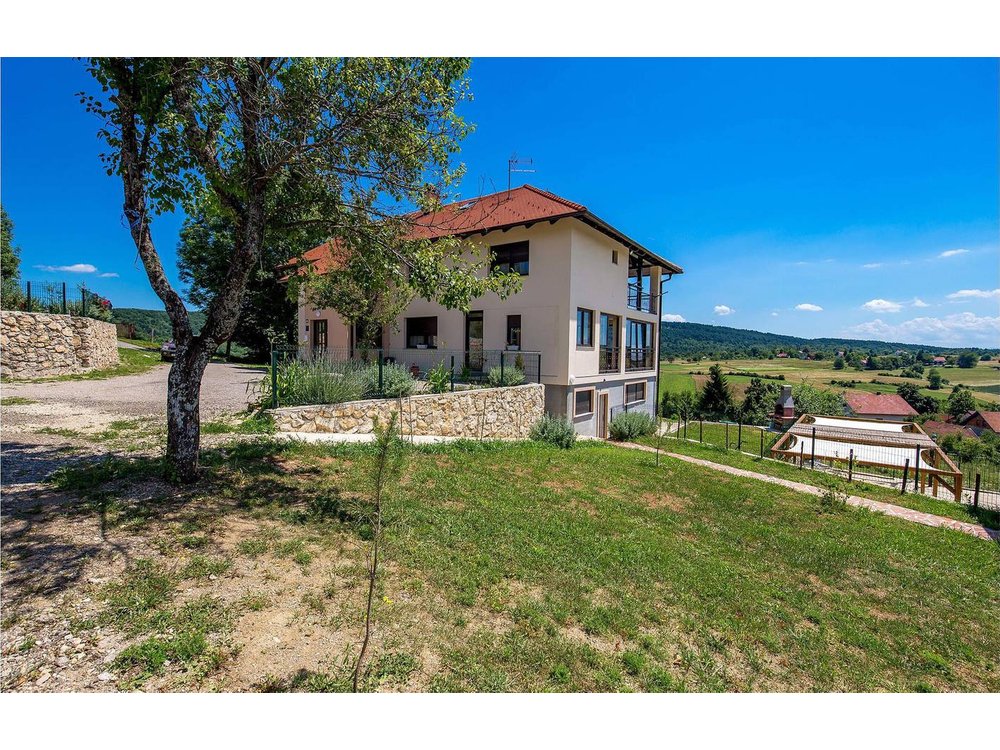 Holiday apartment in Karlovac region from £54 per night