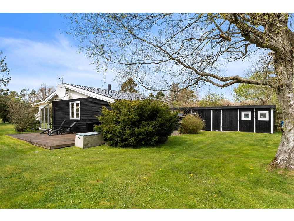 Holiday home in Hou from £46 per night