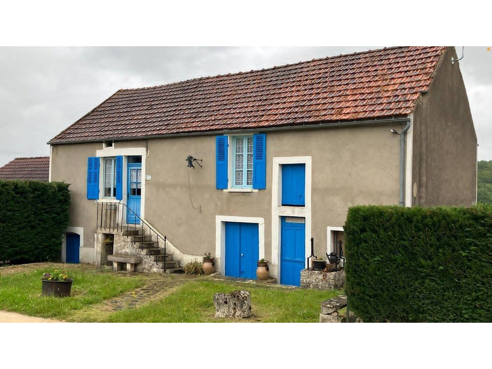 Holiday home in Yonne from £37 per night