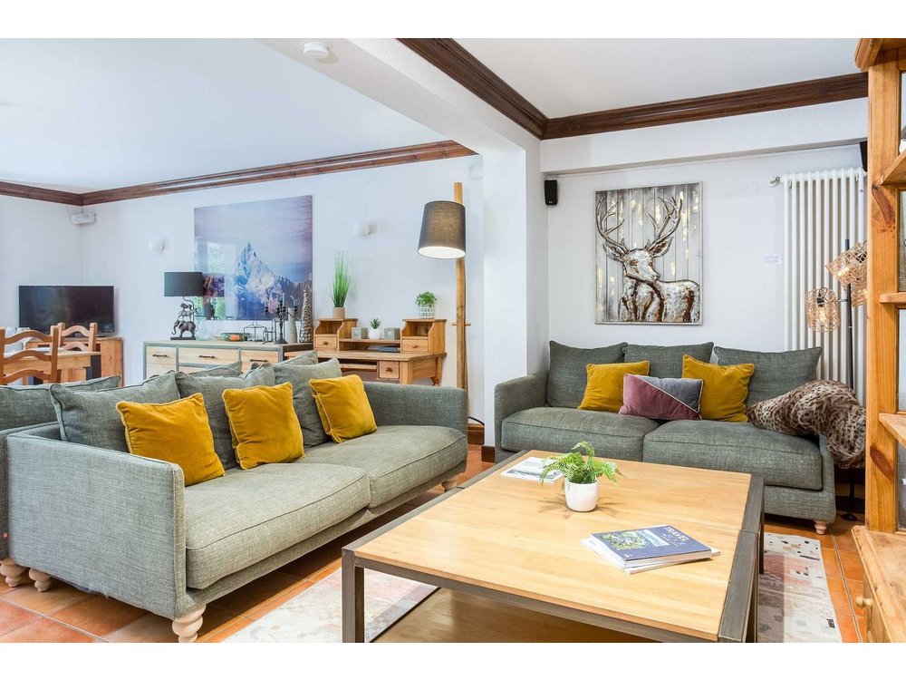 Holiday apartment in Rhone-Alps from £1212 per night