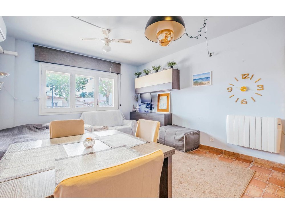 Holiday apartment in Costa Brava from £35 per night