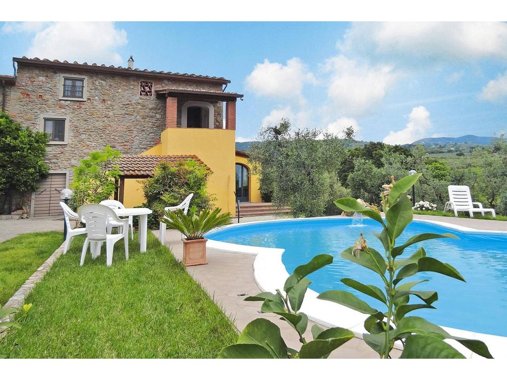 Holiday home in Lamporecchio from £106 per night