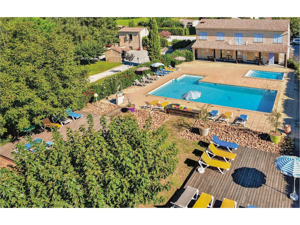 Holiday home in Arles from £36 per night
