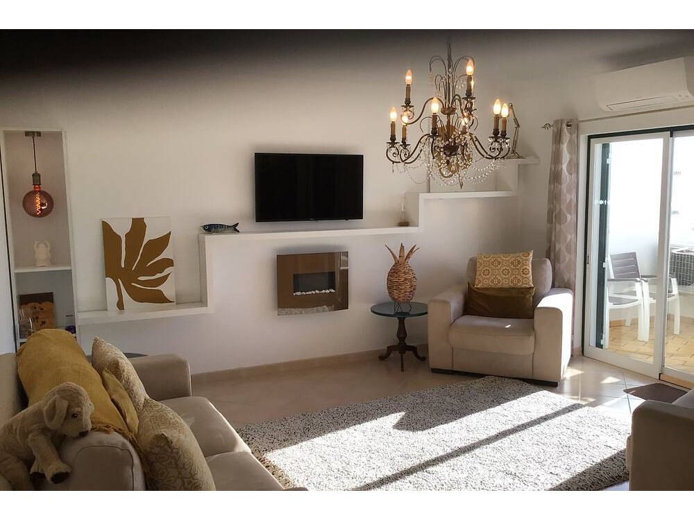 Holiday apartment in Alvor from £111 per night