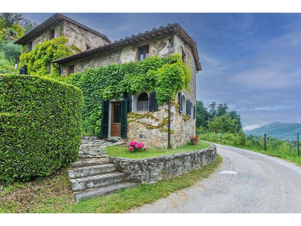Holiday home in Pescia from £132 per night