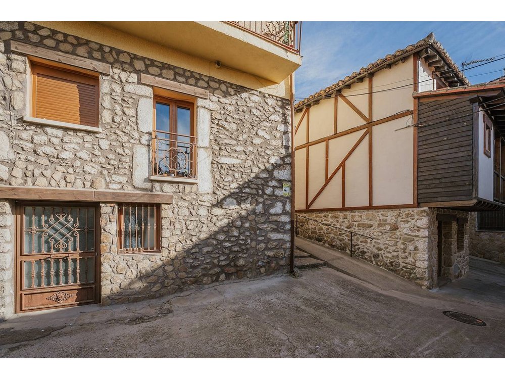Holiday home in Ávila Region from £43 per night