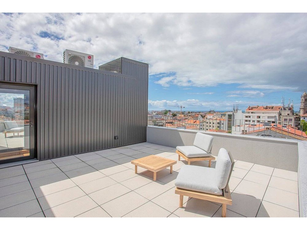 Holiday apartment in Porto from £279 per night