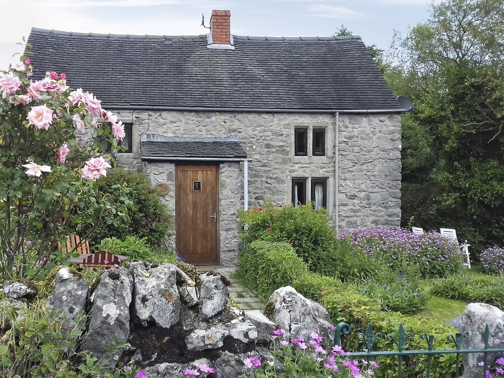 Holiday home in Aldwark from £55 per night
