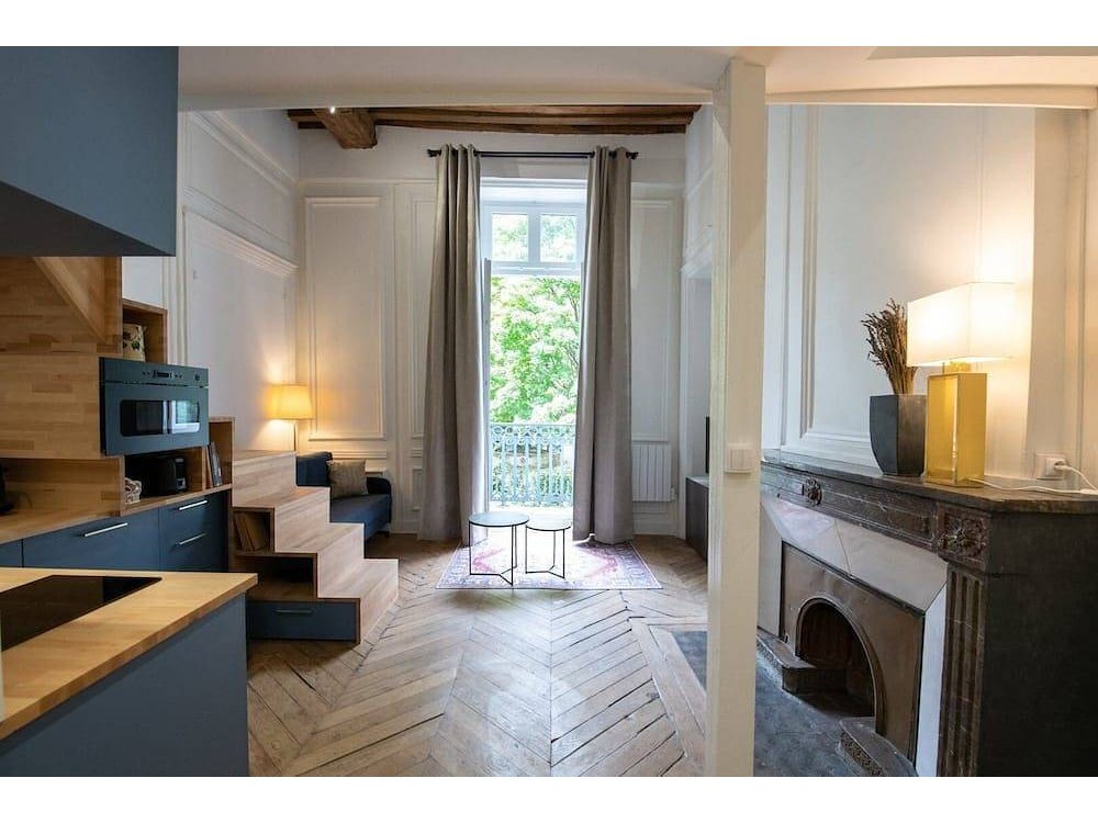 Holiday apartment in Lyon from £96 per night