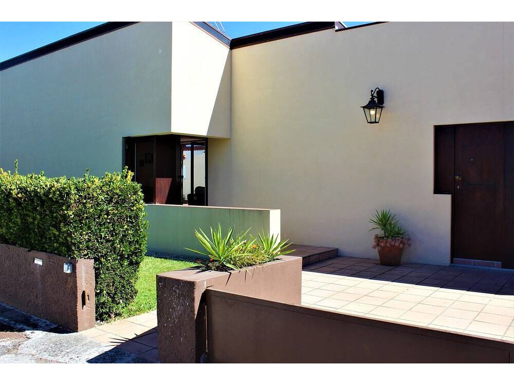 Holiday home in Esmoriz from £158 per night