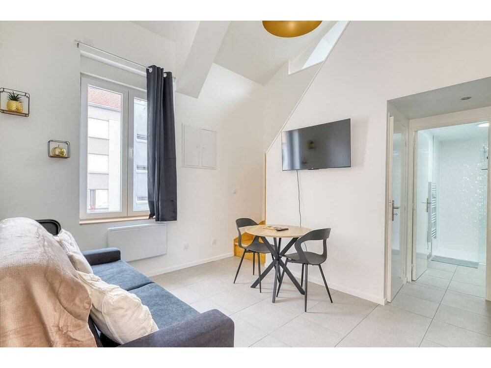 Holiday apartment in Rhône from £93 per night