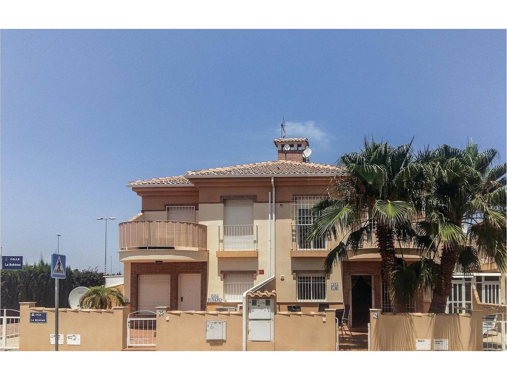 Holiday home in Orihuela from £37 per night