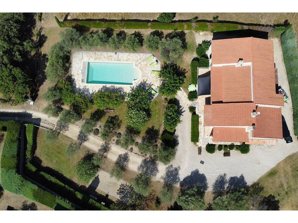 Holiday home in Vaucluse from £241 per night