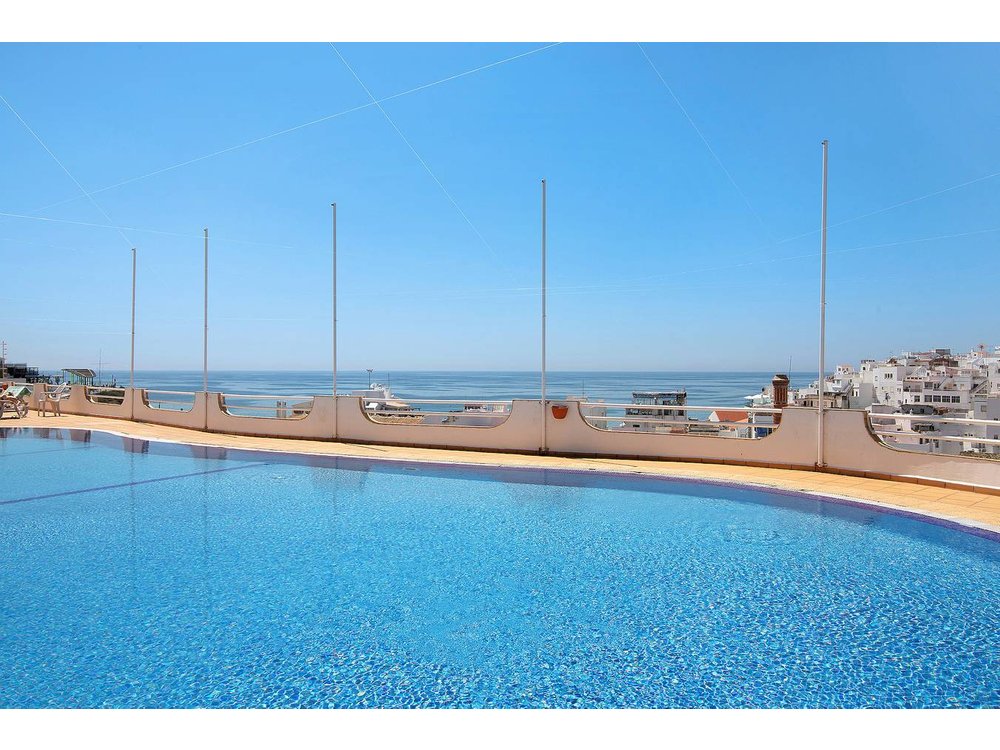 Holiday apartment in Albufeira from £119 per night