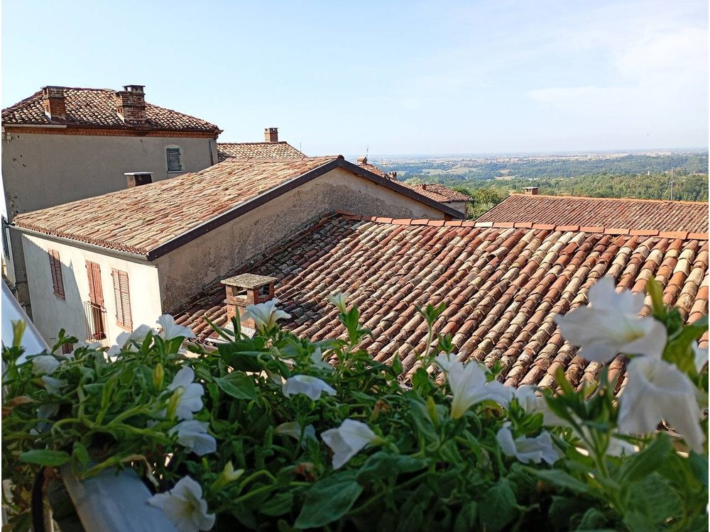 Holiday home in Pino d'Asti from £54 per night