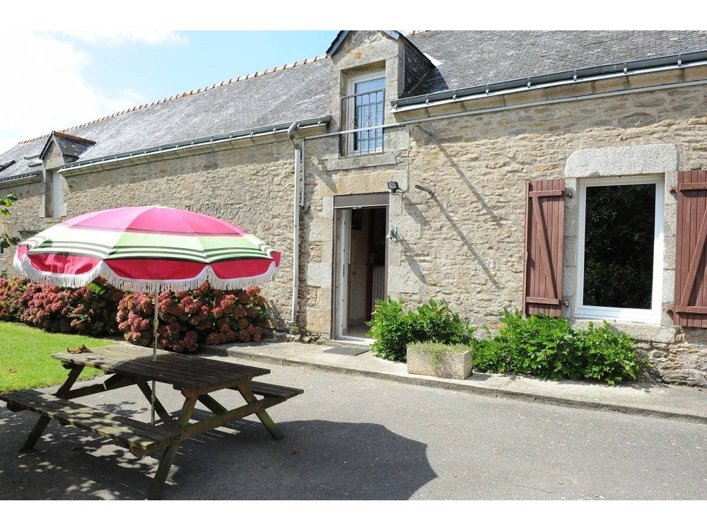 Holiday home in Moréac from £56 per night