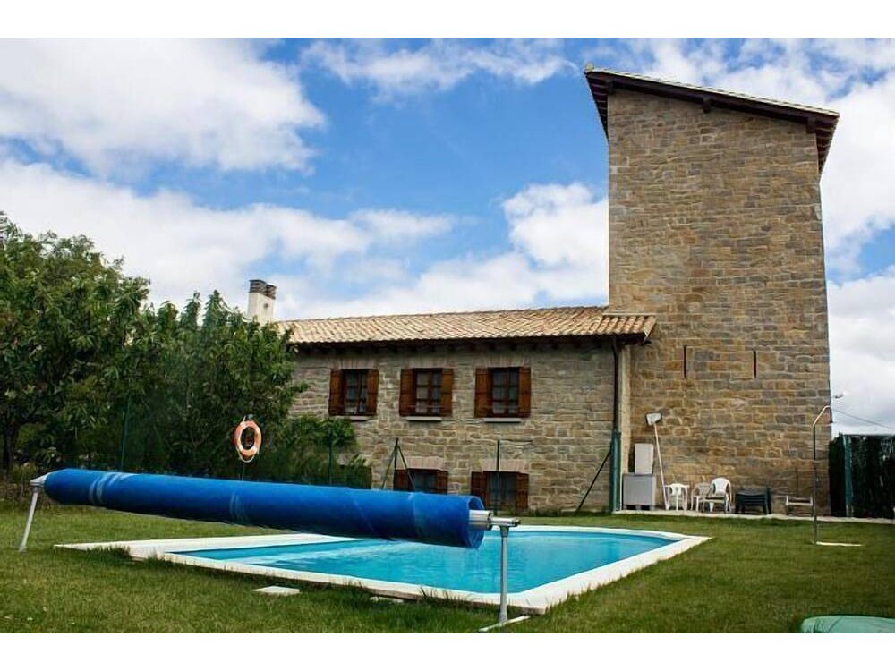 Holiday home in Lizoáin from £55 per night