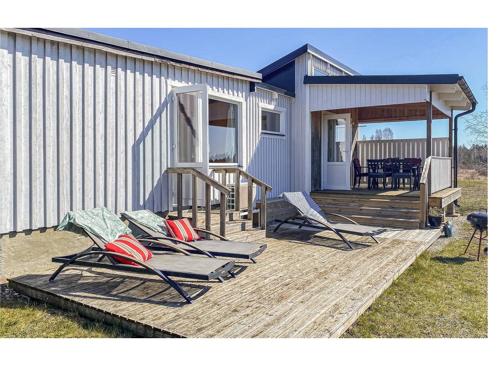 Holiday home in Fröjel from £54 per night