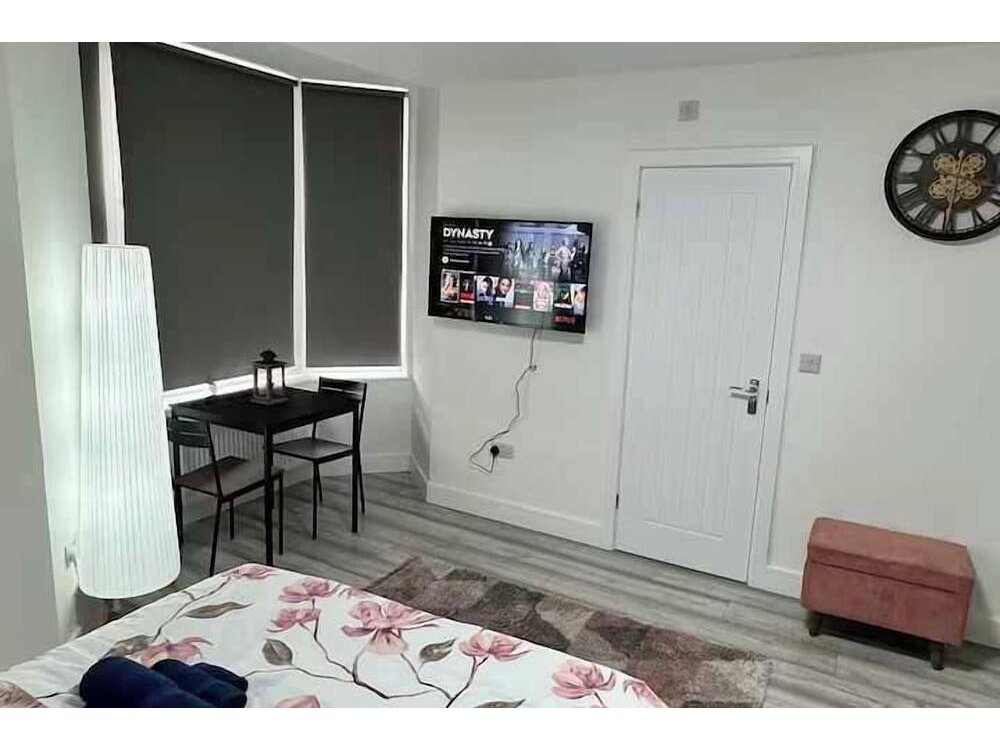 Holiday apartment in Cardiff from £66 per night