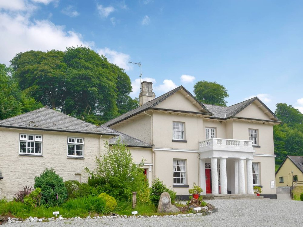 Holiday home in Cornwall from £51 per night