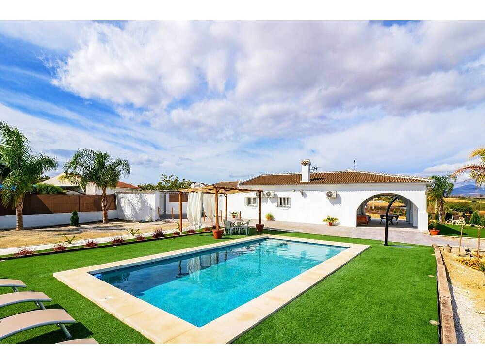 Holiday home in Málaga Province from £229 per night
