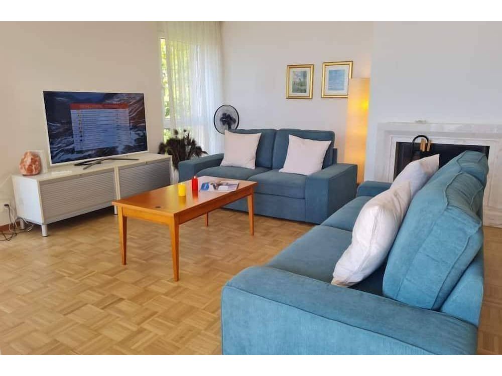 Holiday apartment in Montreux from £341 per night