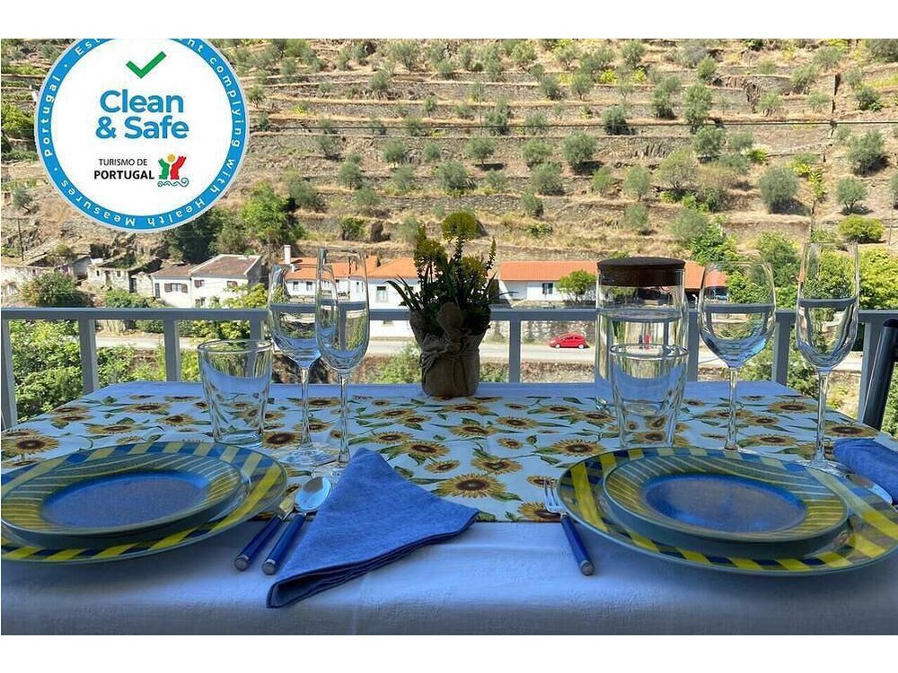 Holiday apartment in Pinhão from £248 per night