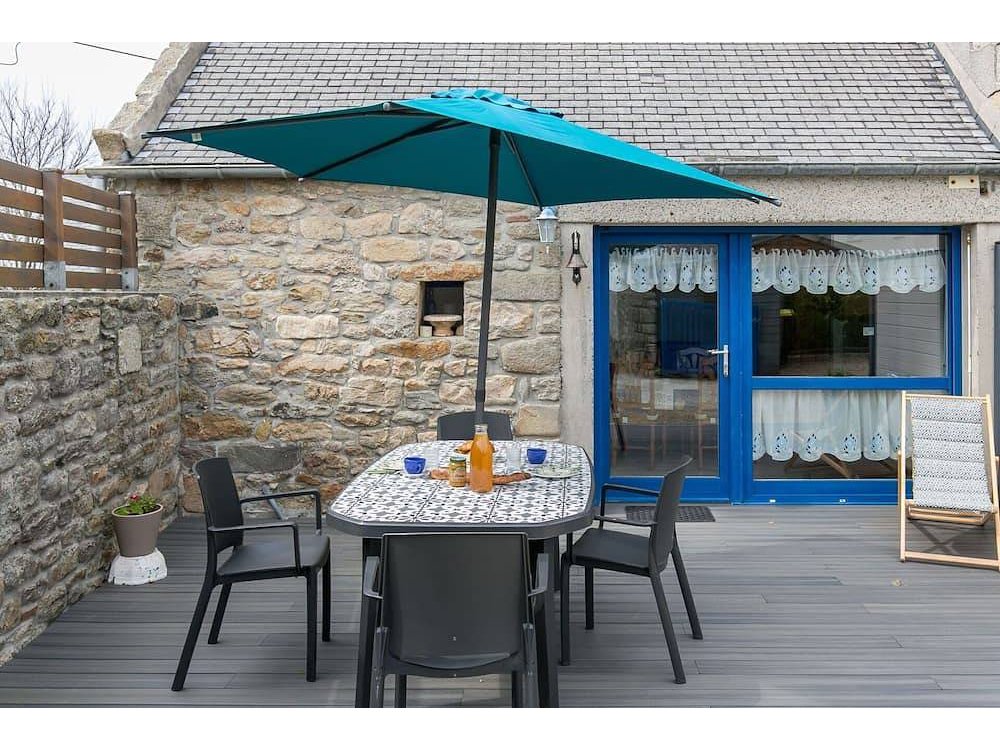 Holiday home in Santec from £58 per night