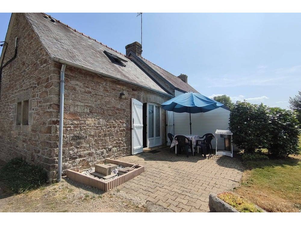 Holiday home in Iroise from £54 per night