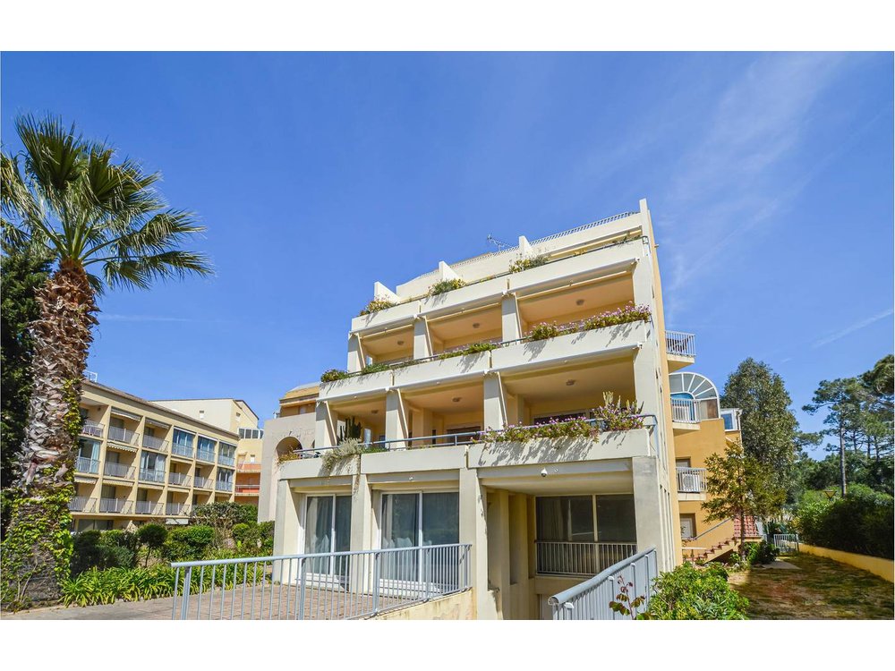 Holiday apartment in Calvi from £92 per night