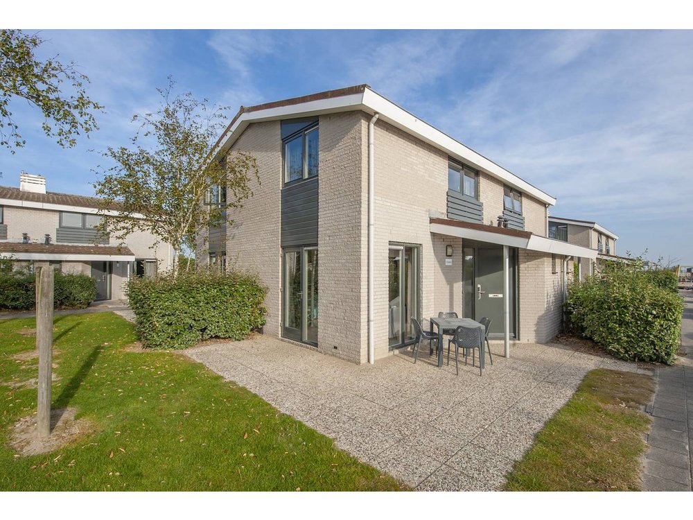 Holiday home in Kamperland from £28 per night