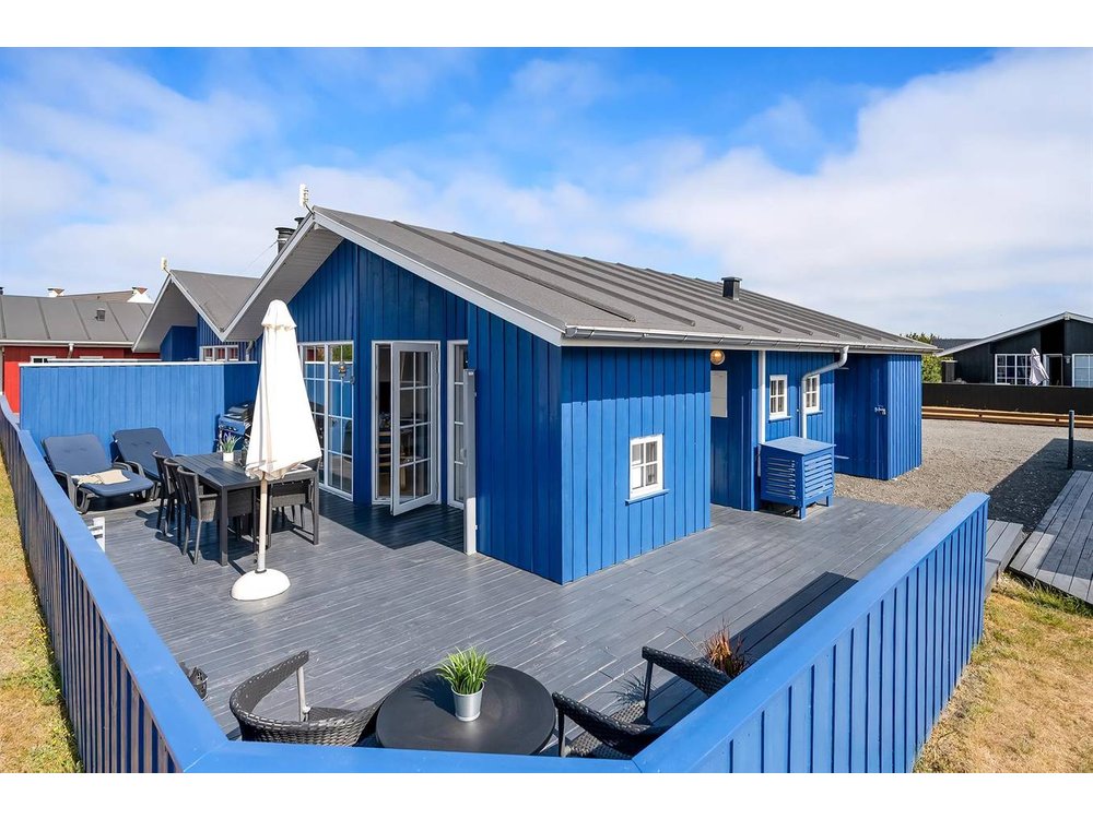 Holiday home in Hvide Sande from £43 per night