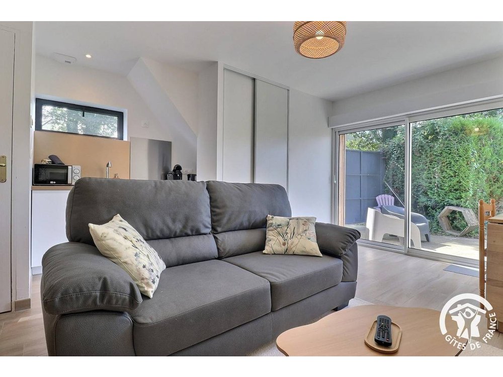 Holiday home in Saint-Père from £55 per night