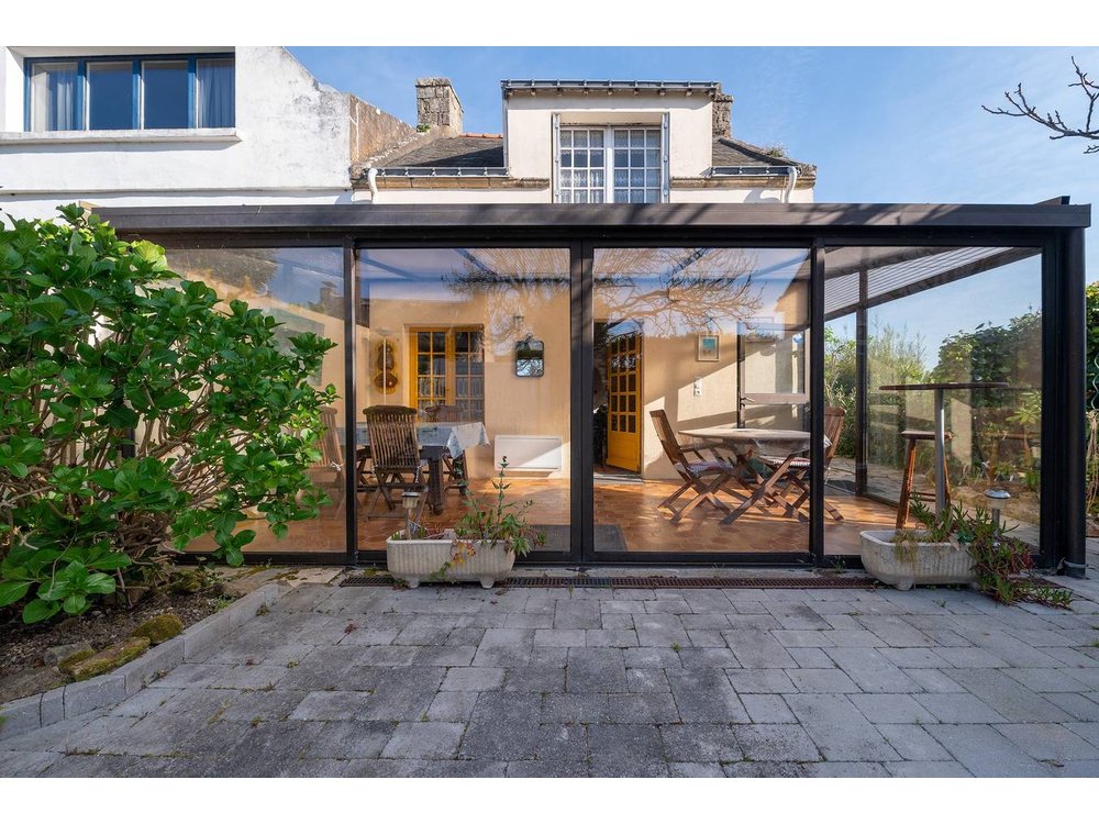 Holiday home in Arzon from £53 per night