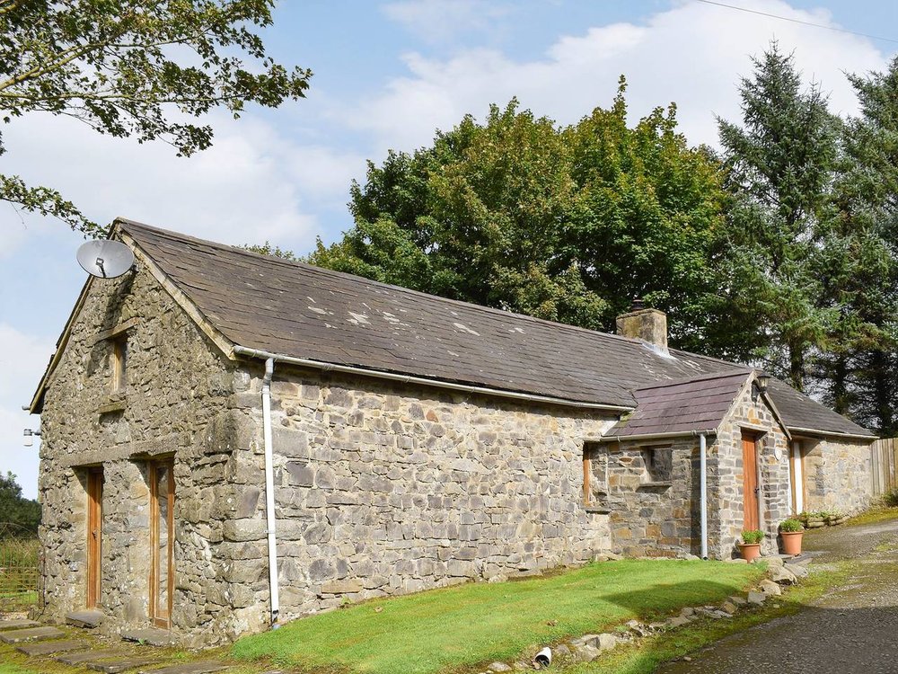 Holiday home in Mid-Wales from £57 per night