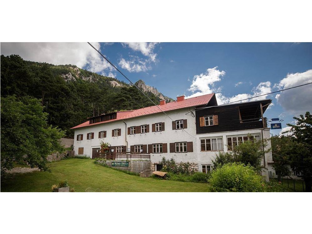 Holiday apartment in Wiener Alpen from £64 per night