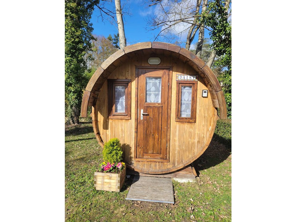 Holiday home in Abilly from £41 per night
