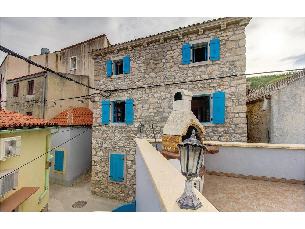 Holiday apartment in Susak from £28 per night