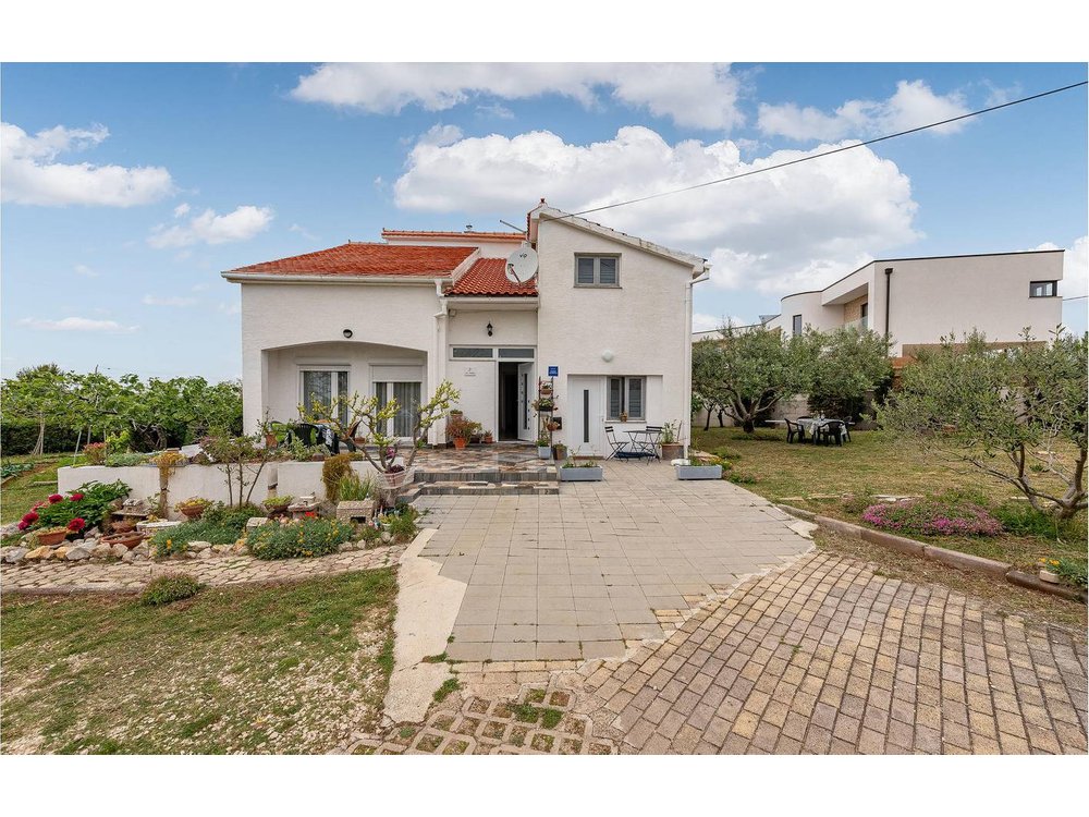 Holiday apartment in Vrsi from £41 per night