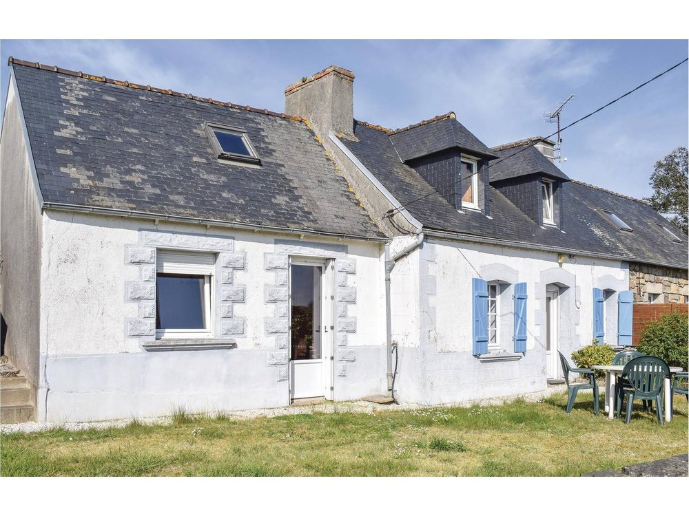 Holiday home in Kerbors from £29 per night
