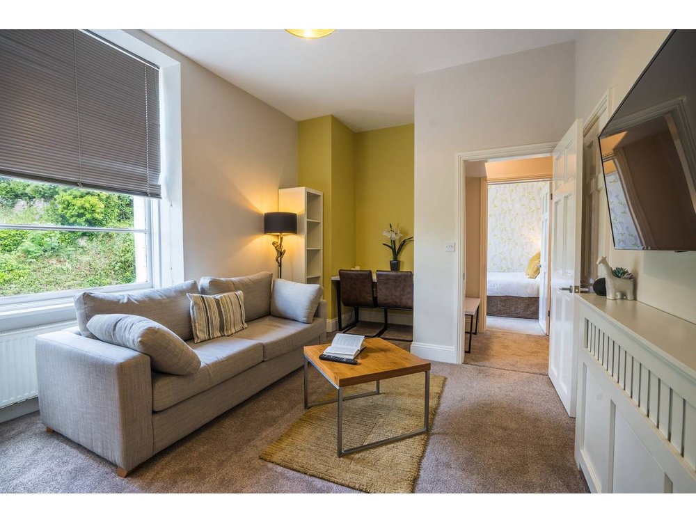 Holiday home in Torbay from £77 per night