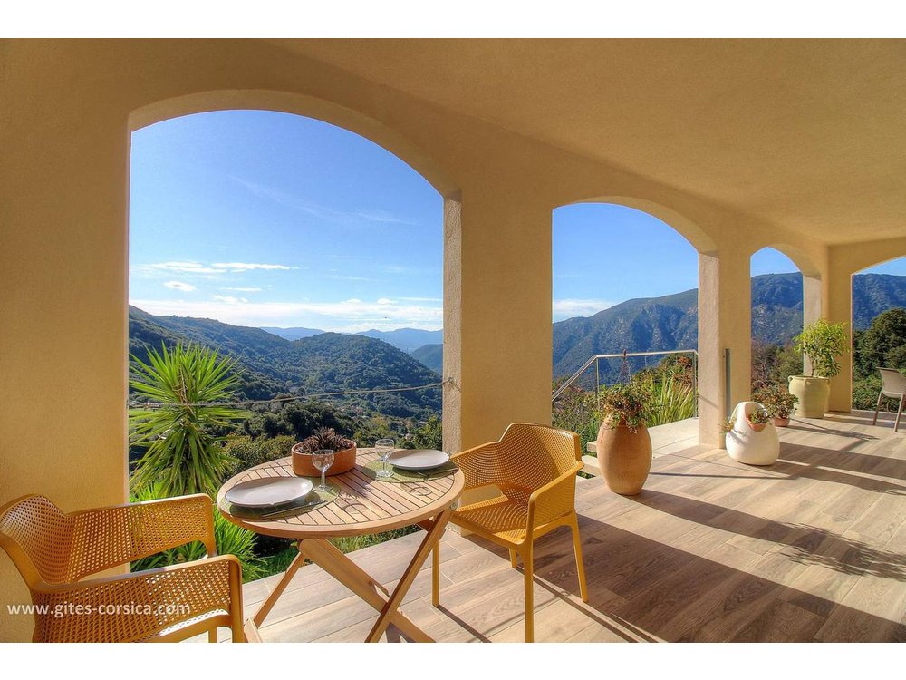 Holiday home in Corse-du-Sud from £57 per night