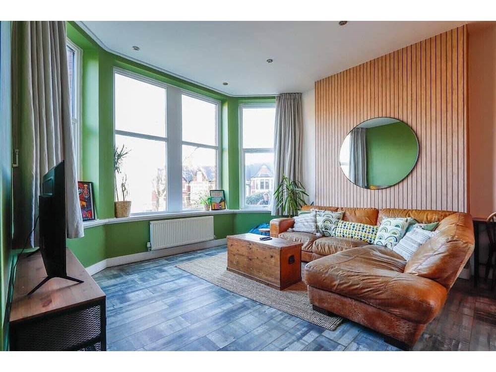 Holiday apartment in Barry from £96 per night
