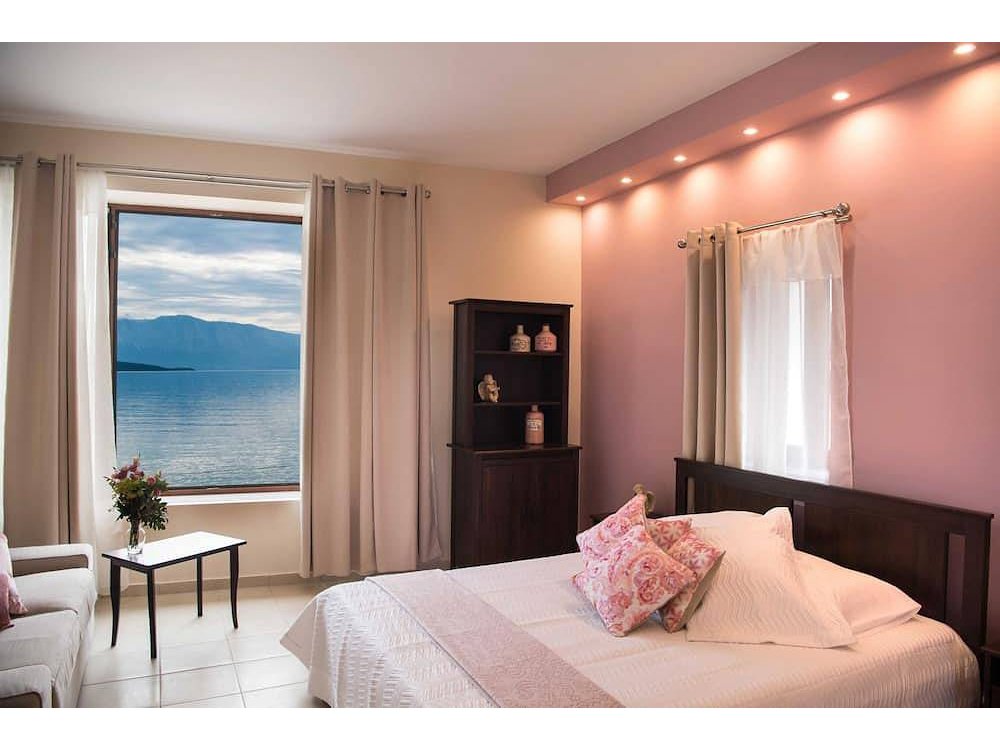 Holiday home in Lefkada from £55 per night