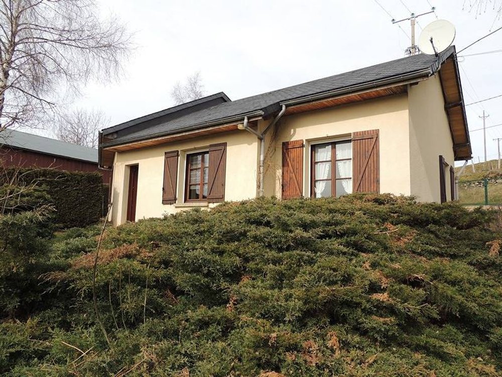 Holiday home in Auvergne from £55 per night